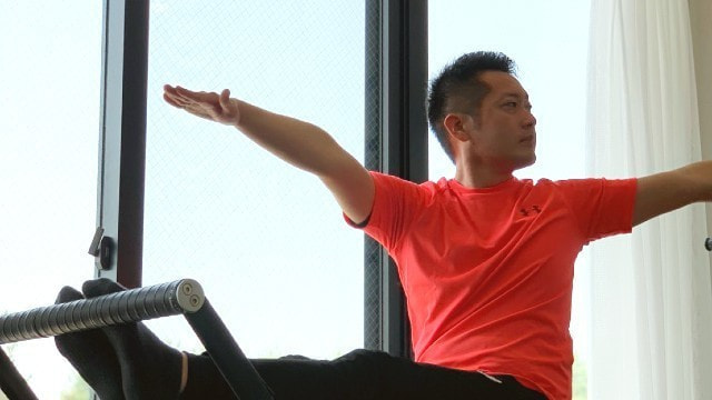 ピラティスインストラクター